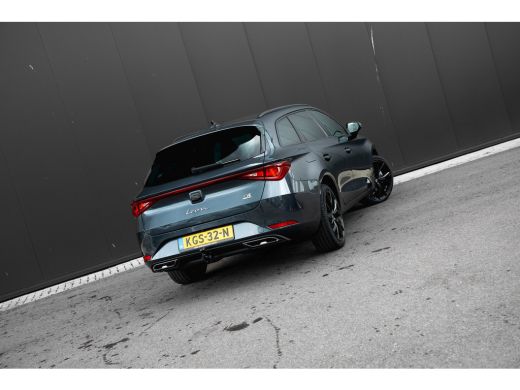 Seat Leon Sportstourer FR Business - eHybrid | Achteruitrijcamera | Automatisch dimmende binnenspiegel | Da... ActivLease financial lease