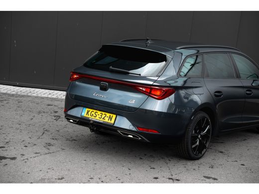 Seat Leon Sportstourer FR Business - eHybrid | Achteruitrijcamera | Automatisch dimmende binnenspiegel | Da... ActivLease financial lease