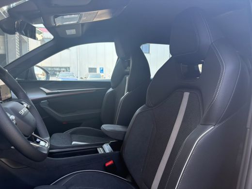 Skoda Kodiaq Sportline Business | Achteruitrijcamera | Crew Protect Assist | Cruise control met speedlimiter ActivLease financial lease