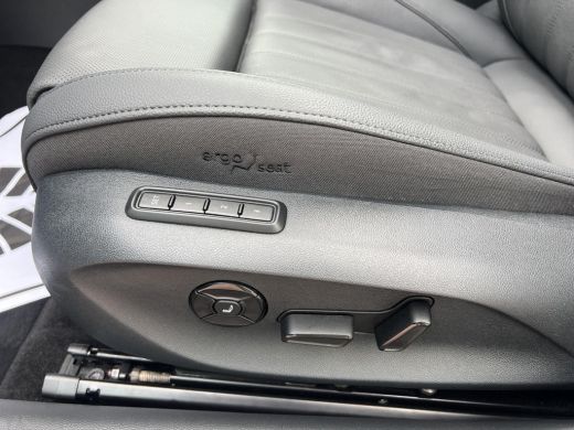 Skoda Superb Combi 1.5 TSI PHEV L & K | Trekhaak | 5 jaar | 204Pk | Pano Dak | Leder | Massage | Canton Sound | ActivLease financial lease