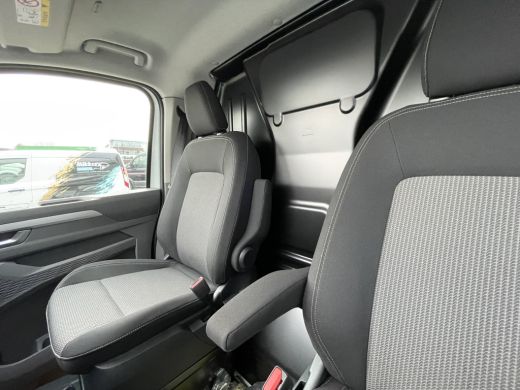 Volkswagen e-Transporter 34 L2H1 Life 218PK ActivLease financial lease