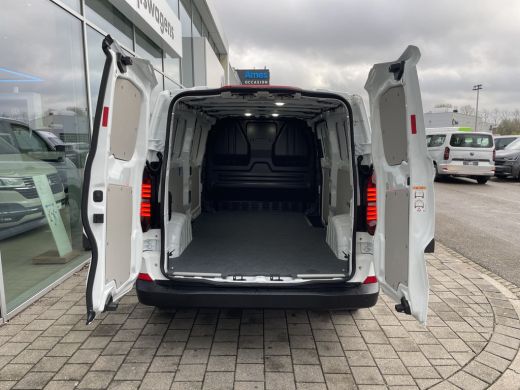 Volkswagen e-Transporter 34 L2H1 Life 218PK ActivLease financial lease