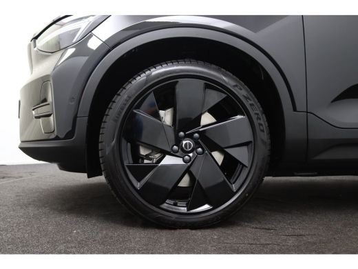 Volvo  EX40 Single Motor Extended Range Ultra Black Edition 82 kWh | Snel leverbaar | Panoramadak | Elektrisc... ActivLease financial lease