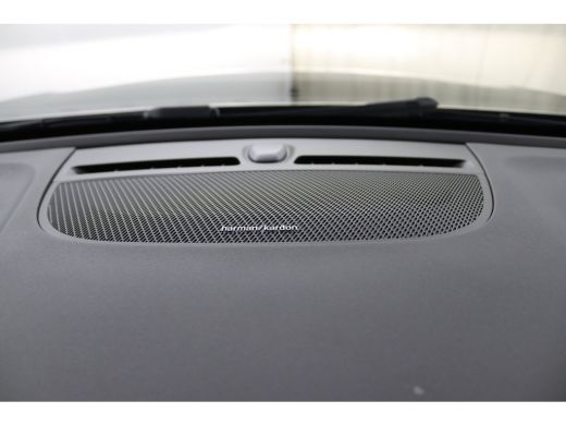 Volvo  EX40 Single Motor Extended Range Ultra Black Edition 82 kWh | Snel leverbaar | Panoramadak | Elektrisc... ActivLease financial lease