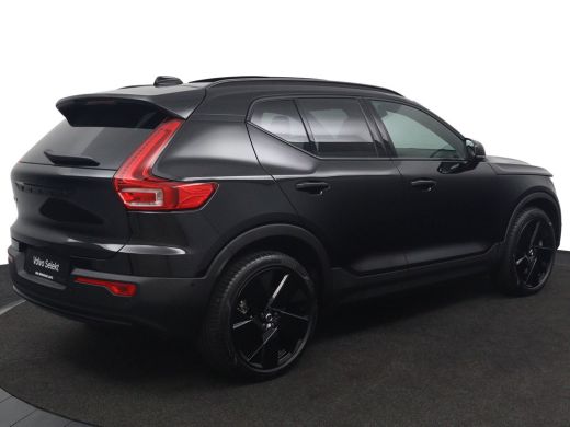 Volvo  EX40 Single Motor Extended Range Ultra Black Edition 82 kWh | Snel leverbaar | Panoramadak | Elektrisc... ActivLease financial lease