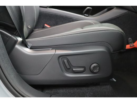 Volvo  EX40 Single Motor Extended Range Ultra Europa 82 kWh | Demo | Snel beschikbaar |  Elektrische Stoelen ... ActivLease financial lease