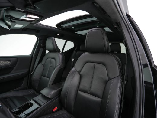 Volvo  XC40 Recharge P8 AWD R-Design [3-Fase-11kW] {SoH-89%} (INCL-BTW) Aut. *PANO | LEATHER | ADAPTIVE-CRUIS... ActivLease financial lease