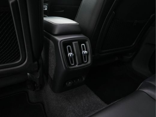 Volvo  XC40 Recharge P8 AWD R-Design [3-Fase-11kW] {SoH-89%} (INCL-BTW) Aut. *PANO | LEATHER | ADAPTIVE-CRUIS... ActivLease financial lease