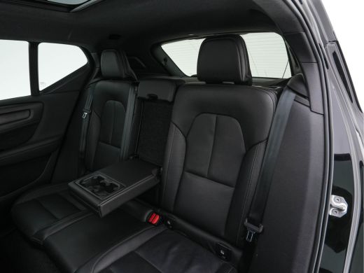 Volvo  XC40 Recharge P8 AWD R-Design [3-Fase-11kW] {SoH-89%} (INCL-BTW) Aut. *PANO | LEATHER | ADAPTIVE-CRUIS... ActivLease financial lease