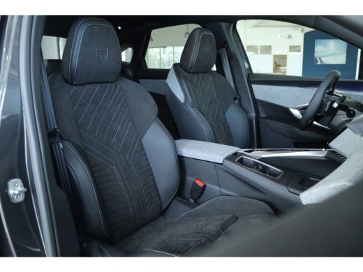 Peugeot e-3008 Launch Edition | Advanced Active Safety Brake met camera en radar (Pack Safety Plus) | Climate Co... ActivLease financial lease