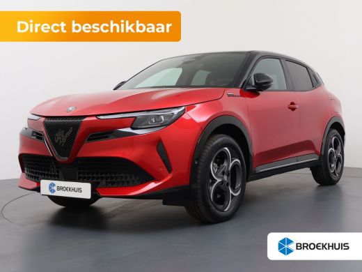 Alfa Romeo Junior 1.2 Turbo Hybrid Ibrida Sport Speciale | Achterbank in delen neerklapbaar | Achteruitrijcamera | ... ActivLease financial lease