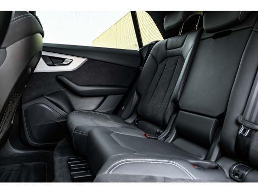 Audi Q8 55 TFSI e quattro Pro Line S 394PK | Panoramadak | Elek.stoelen incl. geheugen | Sfeerverlichting... ActivLease financial lease