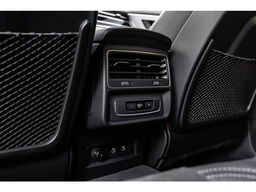 Audi Q8 55 TFSI e quattro Pro Line S 394PK | Panoramadak | Elek.stoelen incl. geheugen | Sfeerverlichting... ActivLease financial lease