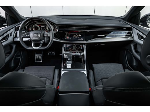 Audi Q8 55 TFSI e quattro Pro Line S 394PK | Panoramadak | Elek.stoelen incl. geheugen | Sfeerverlichting... ActivLease financial lease