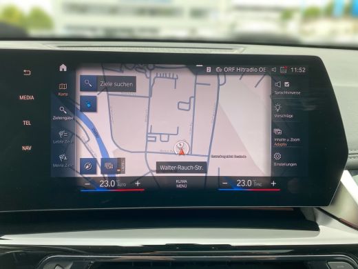 BMW iX1 xDrive30 67 kWh (230kW/313pk) ** LED, LEDER, PANO, TREKH, DRIV. ASS+, 19-inch LMV ** 1e EIG - UNF... ActivLease financial lease