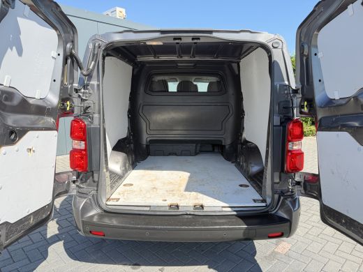 Citroën Jumpy 2.0 BlueHDI 123 PK SPORT/ DUBBELE CABINE / L3H1 / 6-PERSOONS / 1e EIG. / CRUISE / PDC / BLINDSPOT ActivLease financial lease