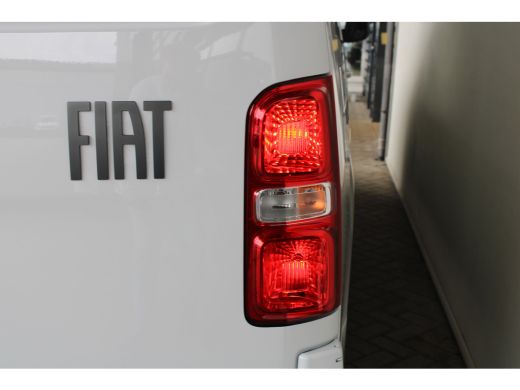 Fiat E-Scudo L3 75 kWh | Cruise control | Bumpers in kleur | Laadruimtebetimmering | Full-LED koplampen | 17" ... ActivLease financial lease