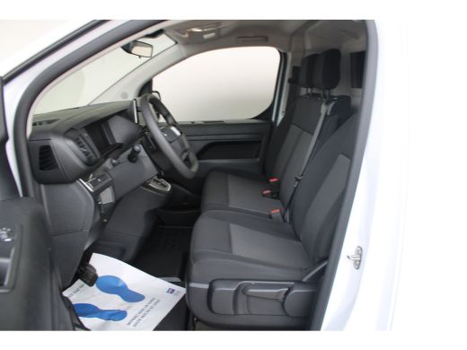 Fiat E-Scudo L3 75 kWh | Cruise control | Bumpers in kleur | Laadruimtebetimmering | Full-LED koplampen | 17" ... ActivLease financial lease