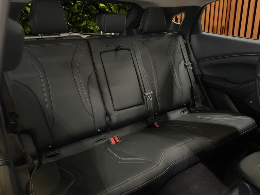 Ford Mustang Mach-E Mach-E 75kWh Unieke auto! | 94% SOH | Panoramadak | 360 camera | Adaptieve cruise | B&O | Stuur- ... ActivLease financial lease