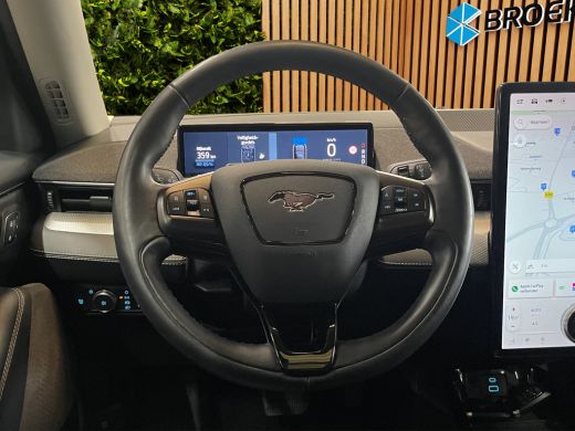 Ford Mustang Mach-E Mach-E 75kWh Unieke auto! | 94% SOH | Panoramadak | 360 camera | Adaptieve cruise | B&O | Stuur- ... ActivLease financial lease