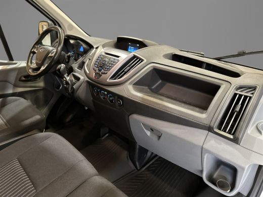 Ford Transit 2.0 TDCI L2H2 3Pers. / Pdc.V+A / Airco / Radio multimedia / Imperial / Apk 07-2027 ActivLease financial lease