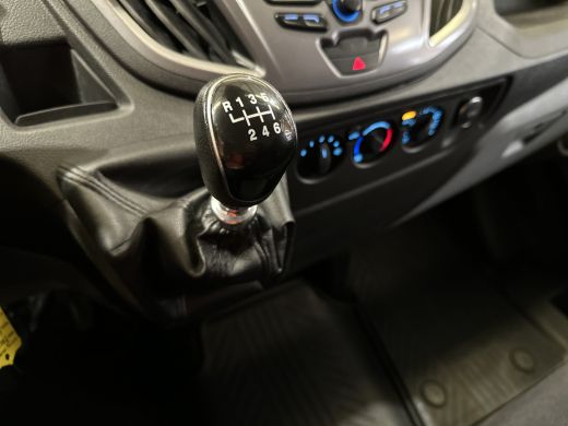 Ford Transit 2.0 TDCI L2H2 3Pers. / Pdc.V+A / Airco / Radio multimedia / Imperial / Apk 07-2027 ActivLease financial lease