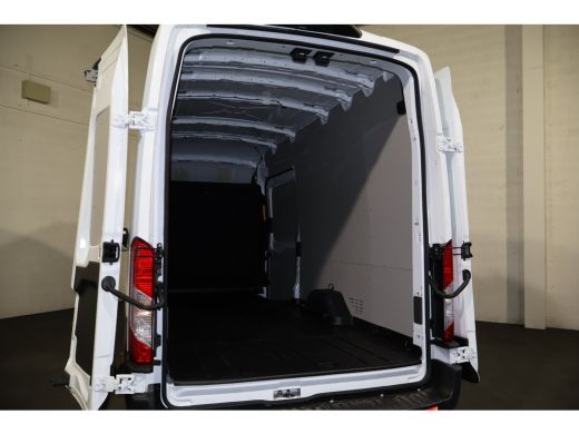 Ford Transit 350 2.0 TDCI L4 H3 130pk Navigatie 270gr Achterdeuren ActivLease financial lease