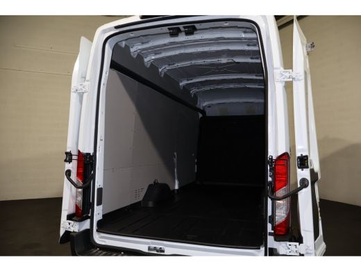 Ford Transit 350 2.0 TDCI L4 H3 130pk Navigatie 270gr Achterdeuren ActivLease financial lease