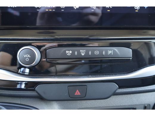 Ford Transit 350 2.0 TDCI L4 H3 130pk Navigatie 270gr Achterdeuren ActivLease financial lease