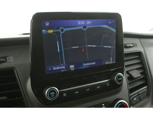 Ford Transit Custom L1H1 PHEV | Airco | Cruise | Camera | Carplay | 3 Zits | navi | LED ActivLease financial lease