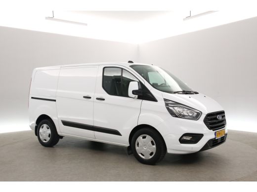 Ford Transit Custom L1H1 PHEV | Airco | Cruise | Camera | Carplay | 3 Zits | navi | LED ActivLease financial lease