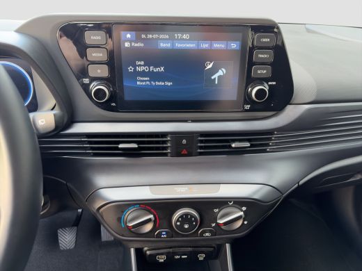 Hyundai i20 1.0 T-GDI 100pk Comfort | Camera | Carplay | Airco | 16-inch Velgen | Cruise control | Middenarms... ActivLease financial lease