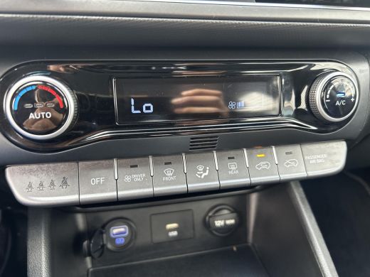 Hyundai Kona 1.6 GDI HEV Comfort Smart | Parkeercamera + Sensoren | Apple carplay | Krell audio | Rijklaarprijs! ActivLease financial lease