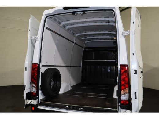 Iveco Daily 35S21 L2 H2 H-Matic 3.5T Trekhaak ActivLease financial lease