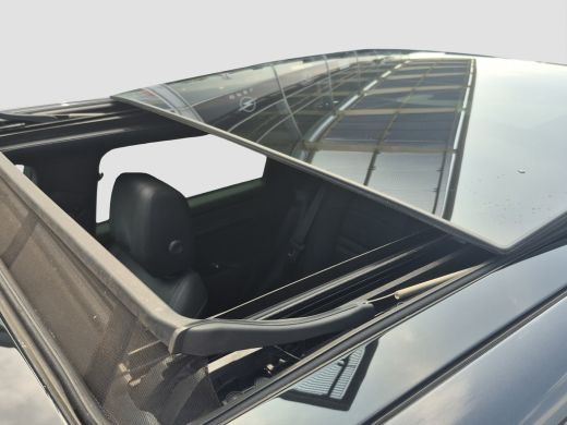 Land Rover Range Rover Evoque 1.5 P300e AWD S Premium kleur | Elektrisch verstelbare stoelen met geheugen | Voorstoelen verwarm... ActivLease financial lease