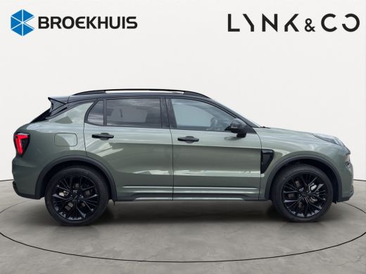 Lynk & Co 01 1.5 More | 360 Camera | Panoramadak | Stuur-en stoelverwarming | Premium audio | ActivLease financial lease