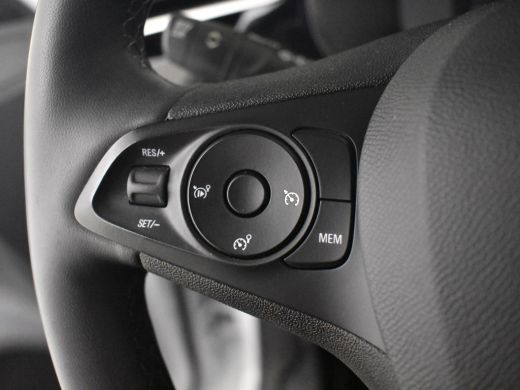 Opel Corsa 1.2 Level 3 | Climate control | Apple carplay Android auto | Parkeersensoren achter | Verkeersbor... ActivLease financial lease