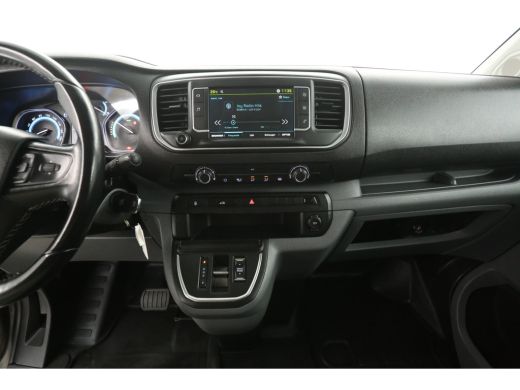 Opel Vivaro-e Peugeot e-Expert 75 kWh L2H1 | Snelladen | SOH 91% | Airco | Cruise | Camera | Carplay | Parkeers... ActivLease financial lease