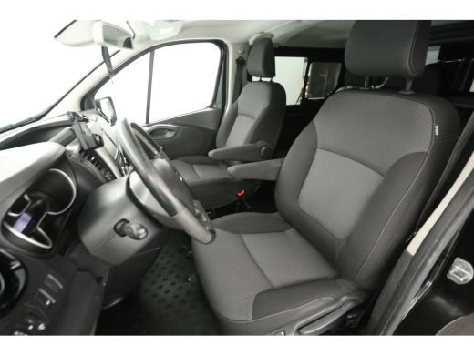 Renault Trafic 2.0 DCI L2H1 145pk | Dubbele Cabine | Clima | Camera | Cruise | Navi | Trekhaak | Parkeersens. ActivLease financial lease