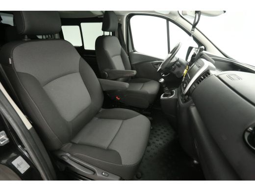 Renault Trafic 2.0 DCI L2H1 145pk | Dubbele Cabine | Clima | Camera | Cruise | Navi | Trekhaak | Parkeersens. ActivLease financial lease