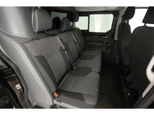 Renault Trafic 2.0 DCI L2H1 145pk | Dubbele Cabine | Clima | Camera | Cruise | Navi | Trekhaak | Parkeersens. ActivLease financial lease