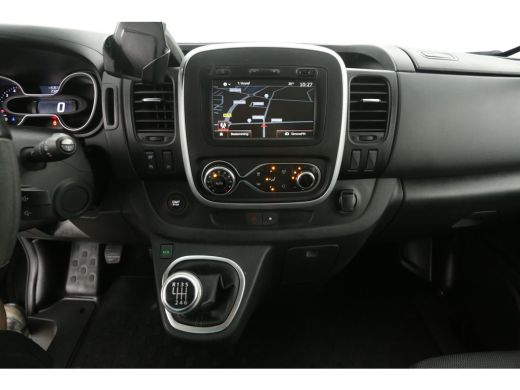 Renault Trafic 2.0 DCI L2H1 145pk | Dubbele Cabine | Clima | Camera | Cruise | Navi | Trekhaak | Parkeersens. ActivLease financial lease
