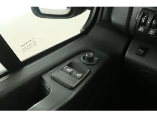 Renault Trafic 2.0 DCI L2H1 145pk | Dubbele Cabine | Clima | Camera | Cruise | Navi | Trekhaak | Parkeersens. ActivLease financial lease
