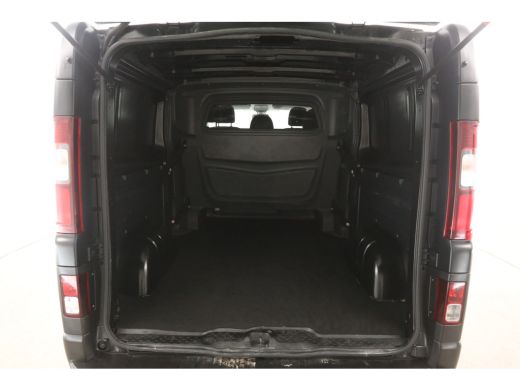 Renault Trafic 2.0 DCI L2H1 145pk | Dubbele Cabine | Clima | Camera | Cruise | Navi | Trekhaak | Parkeersens. ActivLease financial lease