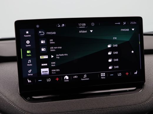 Skoda Enyaq iV 60 180 Pk | Stoelverwarming | Camera | Navigatie | CarPlay | Cruise Control | 19 Inch | 86.363 Km !! ActivLease financial lease