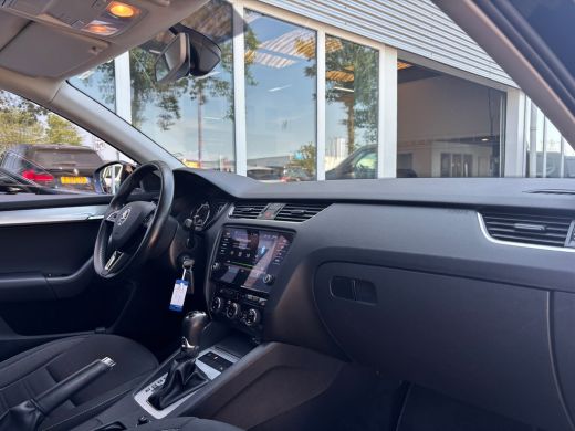 Skoda Octavia Combi 1.0 TSI Greentech Ambition Business | Automaat | Apple Carplay | Achterruitrijcamera | Navi ActivLease financial lease