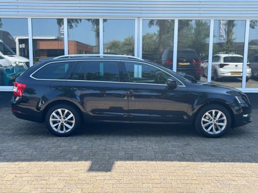 Skoda Octavia Combi 1.0 TSI Greentech Ambition Business | Automaat | Apple Carplay | Achterruitrijcamera | Navi ActivLease financial lease