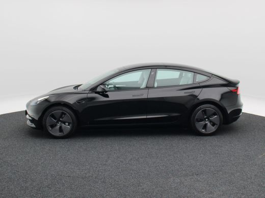Tesla Model 3 Standard RWD Plus 60 kWh 238 Pk | Stoelverwarming | Panoramadak | Camera | Adaptive Cruise | 18 I... ActivLease financial lease