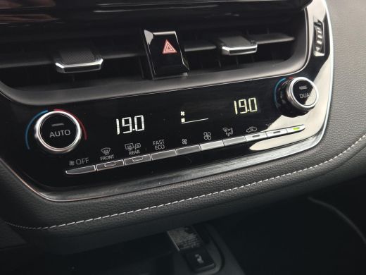 Toyota Corolla 2.0 Hybrid Executive | Parkeersens. | Head-Up | Apple CarPlay | Rijklaar incl. garantie | ActivLease financial lease