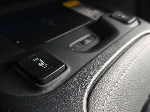 Toyota Corolla 2.0 Hybrid Executive | Parkeersens. | Head-Up | Apple CarPlay | Rijklaar incl. garantie | ActivLease financial lease